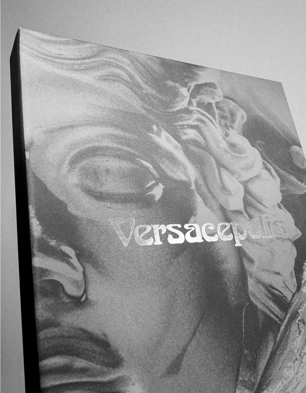 Versace 1-min